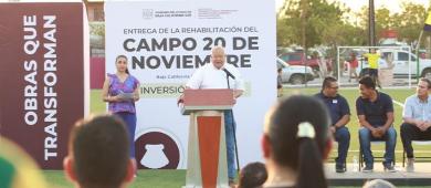 Con una inversión de más de 8 mdp gobernador entrega la rehabilitación del campo deportivo 20 de noviembre