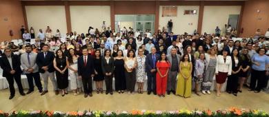 Entrega UABCS más de 250 títulos y grados académicos en ceremonia oficial