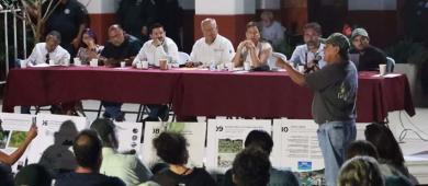 Reitera Castro Cosío el compromiso de gobernar con el pueblo en encuentro ciudadano en Todos Santos