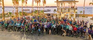 Encabeza Milena Quiroga otra jornada de biciviernes