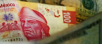 El peso acumula una apreciación de casi 10 % frente al dólar en lo que va de 2025