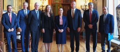 Canadá transmite a Sheinbaum que su relación con México es de suma importancia