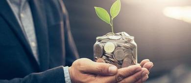 Mexicanos, los que menos invierten en instrumentos financieros