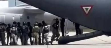 México extradita a EU a 26 personas ligadas al narcotráfico
