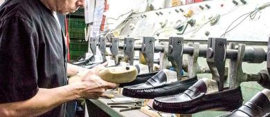 Gobierno pone freno al abuso de importación de calzado exento de impuestos