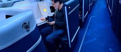 Luego de viajes de Noroña a Europa en clase premier, Senado se aprieta el cinturón