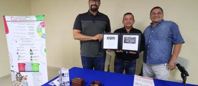 Cancelan timbre postal conmemorativo al 50 aniversario de don José Sulaimán en la presidencia del Consejo Mundial de Boxeo