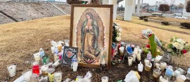 Sheinbaum enarbola en Grito a heroínas de Independencia