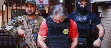 Llega a México Hernán Bermúdez Requena tras ser expulsado de Paraguay      2