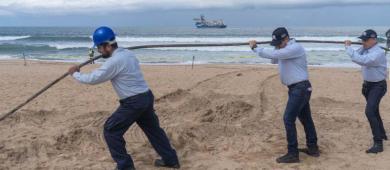 Cable submarino de Telmex inicia operación