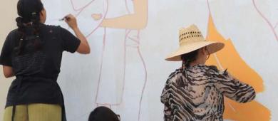 Comunidad universitaria de la UABCS realiza mural colectivo en el marco de la Jornada Nacional de Tequios y Murales por la Paz