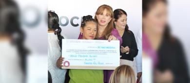 Reconoce Gobierno de BCS a mujeres pioneras e impulsa a emprendedores locales