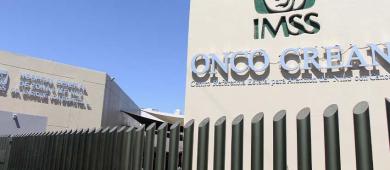 Adolescente de 17 años vence a la leucemia tras procedimiento en OncoCREAN del IMSS La Paz