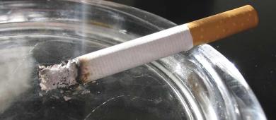 Senadores aprueban incremento de impuestos a cigarros, bebidas, electrolitos y derechos por servicios