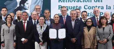 Sheinbaum y empresarios acuerdan mantener la canasta básica en 910 pesos