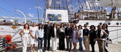 Llega a La Paz al velero noruego Statsraad Lehmkuhl en una expedición internacional