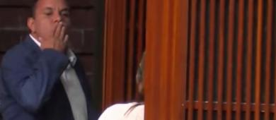 Cuauhtémoc Blanco lanzó beso a diputada; ella denuncia acoso