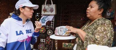 Inaugura la alcaldesa de La Paz el nuevo Mercado Étnico