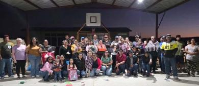 UABCS Insurgentes entrega apoyos de la campaña “Abriguemos con Amor” a la comunidad de “El Chicharrón”