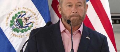 Embajador Ronald Johnson destaca cooperación entre EE.UU y México tras captura de uno de los 10 más buscados por el FBI