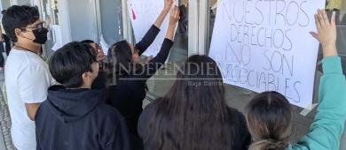 Tercera protesta en el ITLP: Exigen apertura de grupos en Bioquímica
