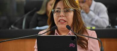 Buscan reconocer en BCS el parentesco real de recién nacidos cuando la madre ha rehecho su vida familiar