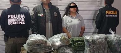 Desmantelan fábrica clandestina de uniformes policiales en Ecatepec