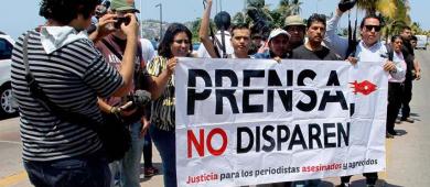 México cae en índice de libertad de prensa por 'alta restricción', según la SIP