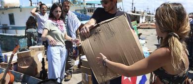 Comienza carga de convoy que saldrá desde México hacia Cuba con ayuda humanitaria