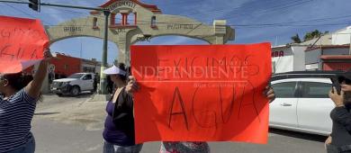 “Llevamos más del mes sin agua”, ciudadanos de CSL protestan por falta de agua; cuestiona prioridades del municipio