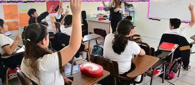 Tras polémica de la SEP, 8 de cada 10 estudiantes seguirán con el calendario escolar original