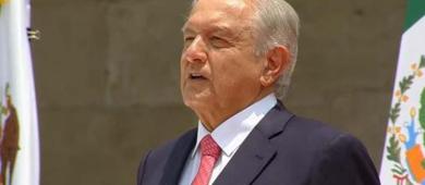 Popularidad de AMLO se desploma de febrero a mayo, de acuerdo a una encuesta