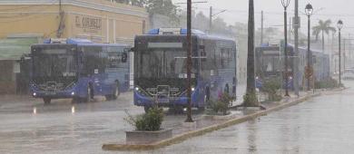 SMN prevé lluvias fuertes a muy fuertes en gran parte del país; persiste el calor extremo