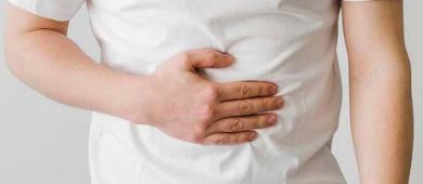 México emite aviso de viaje por ciclosporiasis en EE.UU., que causa diarrea explosiva