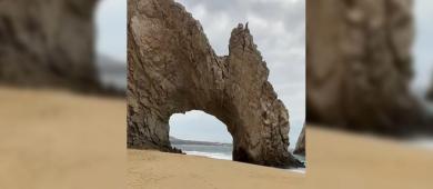 Autoridades piden evitar el Arco de Cabo San Lucas ante riesgo por oleaje