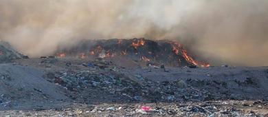 -Incendios provocados disparan hasta 200% la carga de trabajo de Bomberos de La Paz