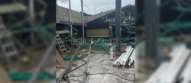 Colapso en estructura deja saldo de tres heridos en Cabo San Lucas.