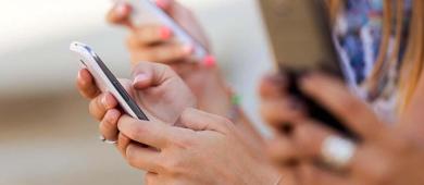 Internet y celulares reinan en hogares mexicanos