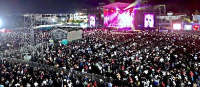 Saldaña critica “derroche” en Fiestas de Cabo San Lucas; cartelera incluye Banda MS, Alfredito Olivas y Alemán