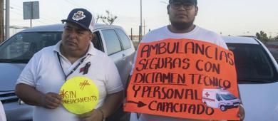 Trabajadores del IMSS bloquean Forjadores durante más de tres horas; siguen sin respuesta