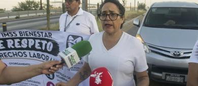 Trabajadores del IMSS bloquean Forjadores durante más de tres horas; siguen sin respuesta