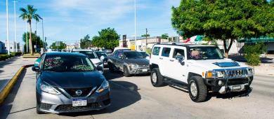 “Ni un paso atrás”: trabajadores del IMSS toman las calles de La Paz